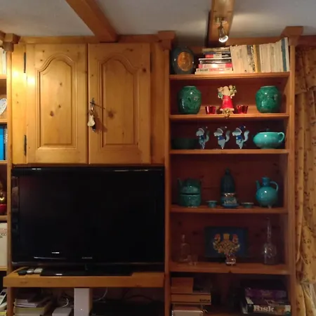 בית נופש 3 Bedroom Classic In By Smiling House *