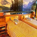 Holiday home 3 Bedroom Classic In By Smiling House *